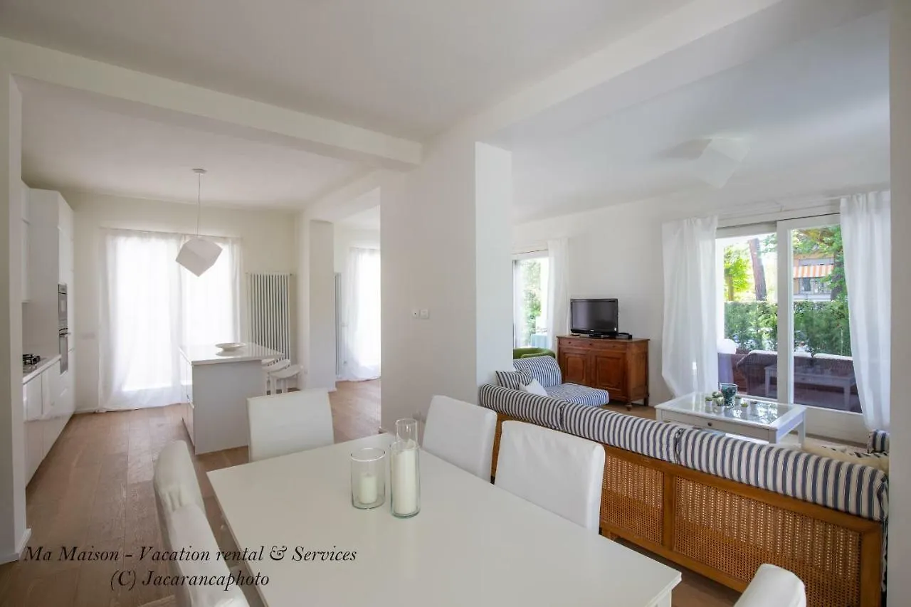 Villa Elena Forte dei Marmi 0*,  Italien